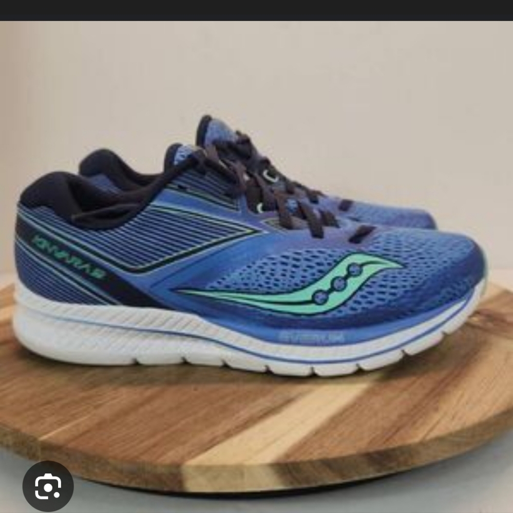 Saucony Women Blue and Green Sneakers